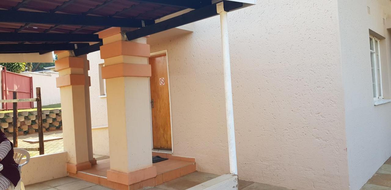 Ezulwini Guest House Exterior photo